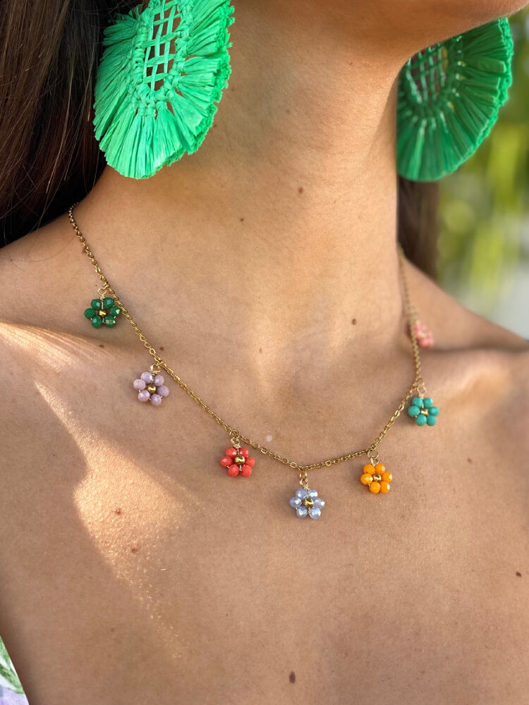 Colgante con formas de flores