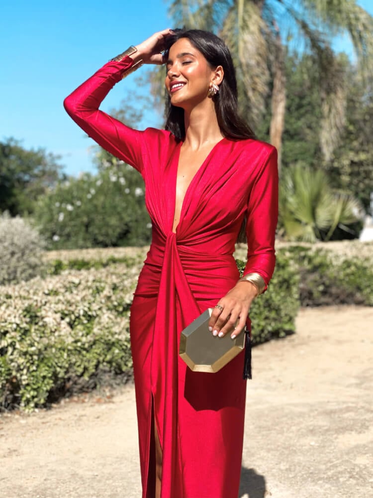 Vestido elegante de invitada de boda en color rojo