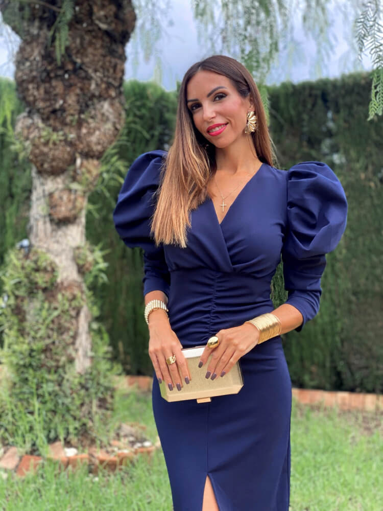 Vestido Azul Con Maxi Mangas
