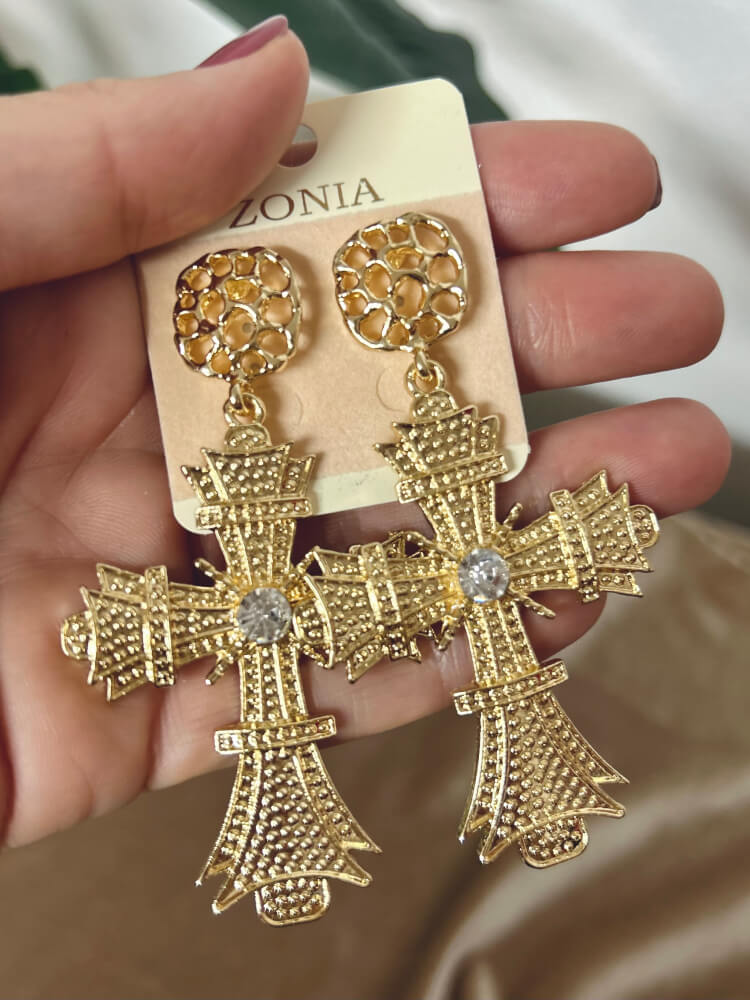 Pendientes en forma de cruz dorados