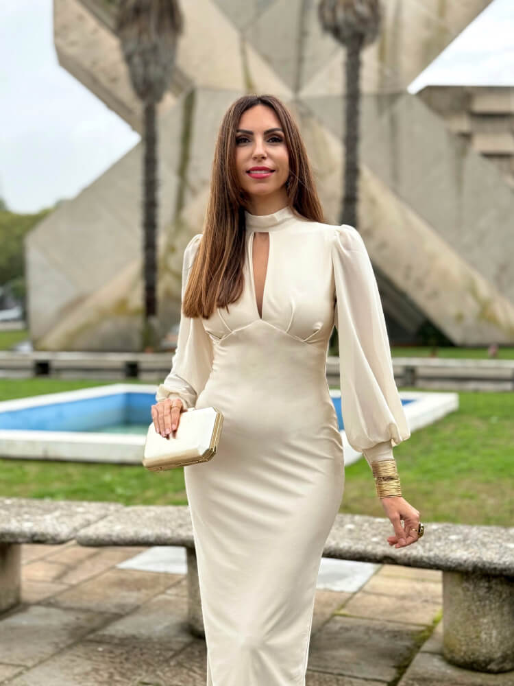Vestido Beige Mangas Gasa