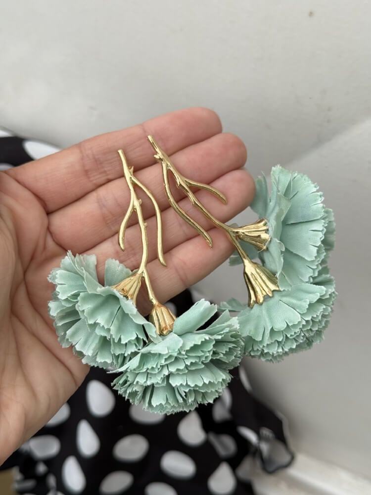 Pendientes clavel verde agua
