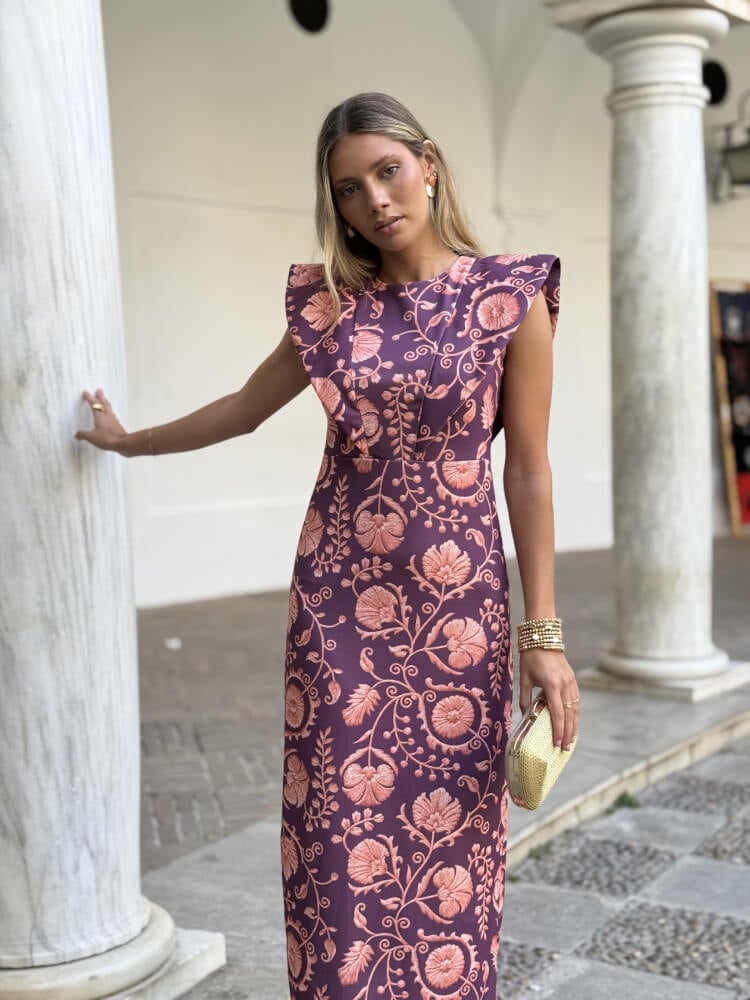 Vestido Elegante Con Estampado Floral En Tonos Rosas