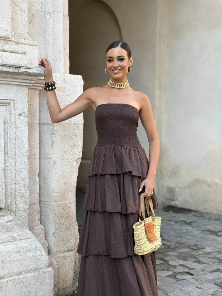 Vestido largo palabra de honor con volantes