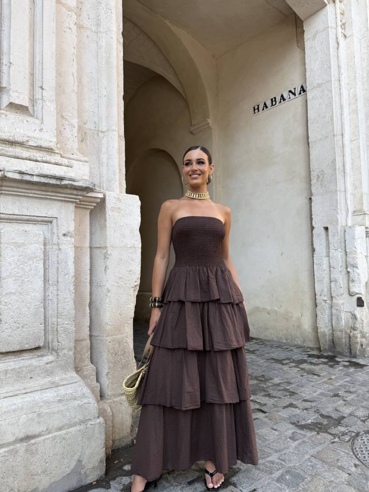 Vestido largo palabra de honor con volantes de estilo boho chic