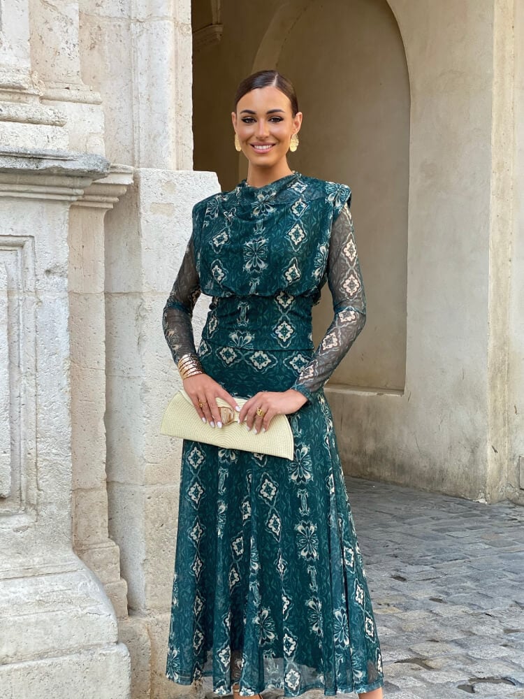 Conjunto verde de tul elástico