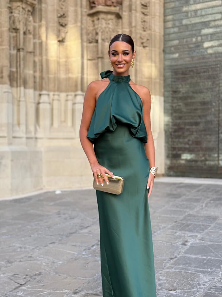 Vestido verde botella largo de invitada de día con tirantes ajustables